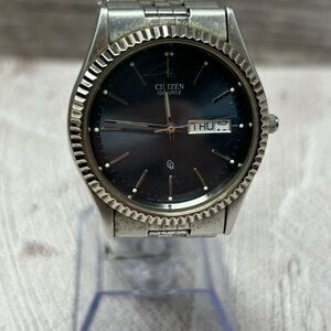 Citizen CQ President Watch Men 35mm Blue Dial Silver Tone Daydate Needs Battery